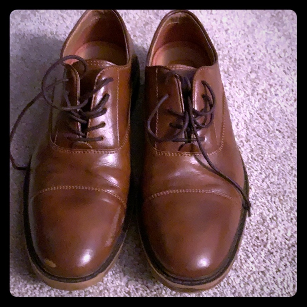 Dress shoes